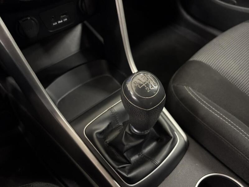 Hyundai i30 5d vaihtoauto