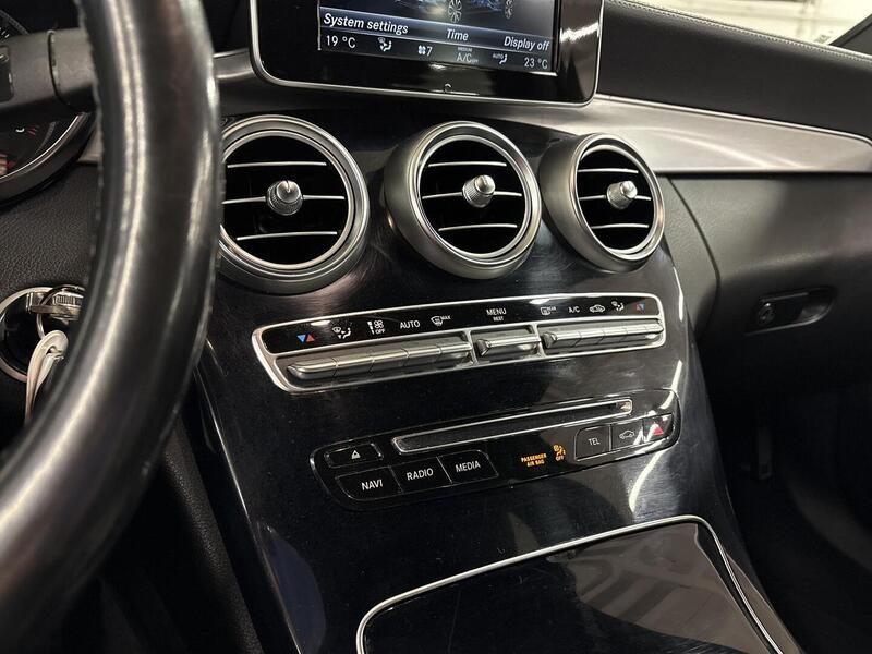 Mercedes-Benz C vaihtoauto