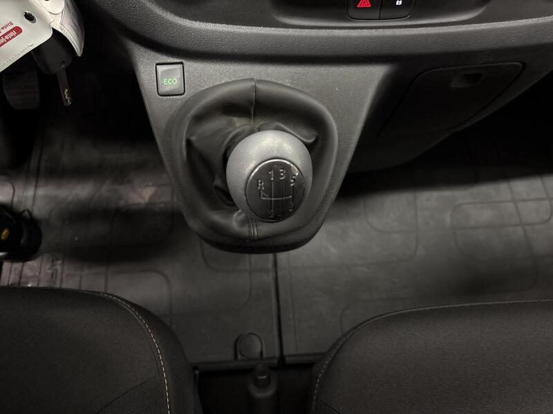 Renault Trafic vaihtoauto