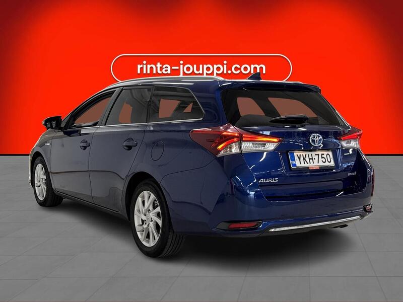 Toyota Auris vaihtoauto
