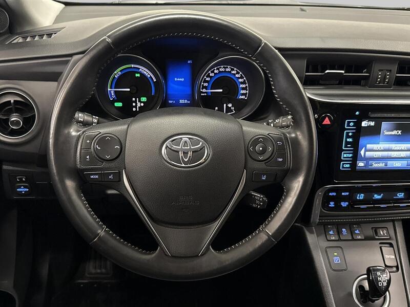 Toyota Auris vaihtoauto