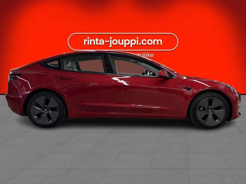 Tesla Model 3 vaihtoauto