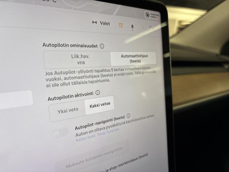 Tesla Model Y vaihtoauto