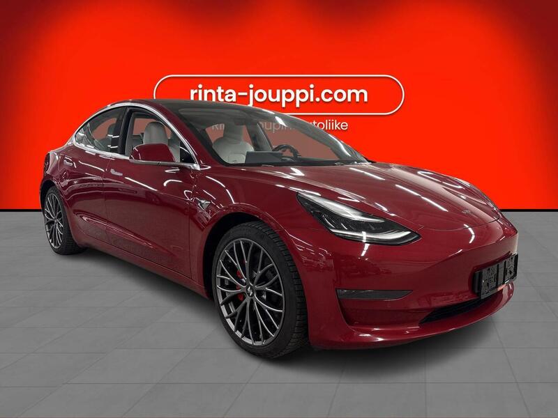 Tesla Model 3 vaihtoauto