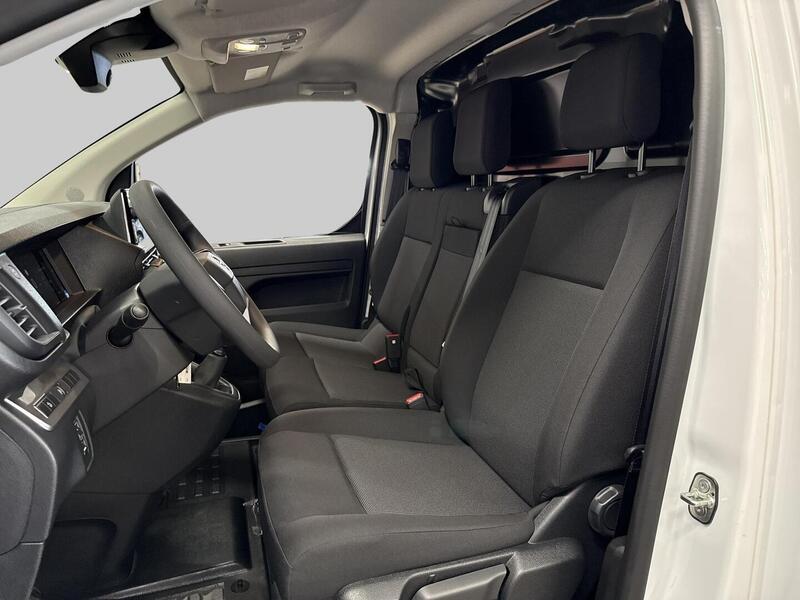 Opel Vivaro vaihtoauto