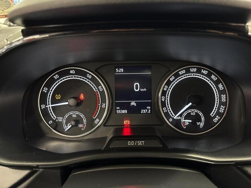 Skoda Fabia vaihtoauto