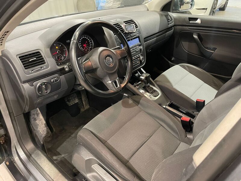 Volkswagen Jetta vaihtoauto