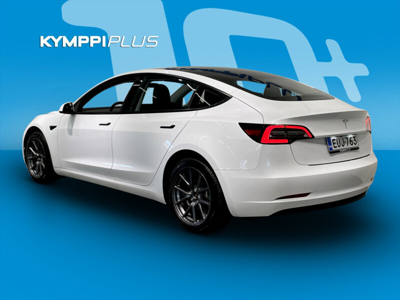 Tesla Model 3 vaihtoauto