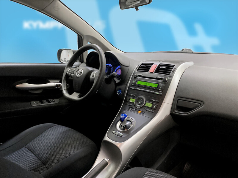 Toyota Auris vaihtoauto