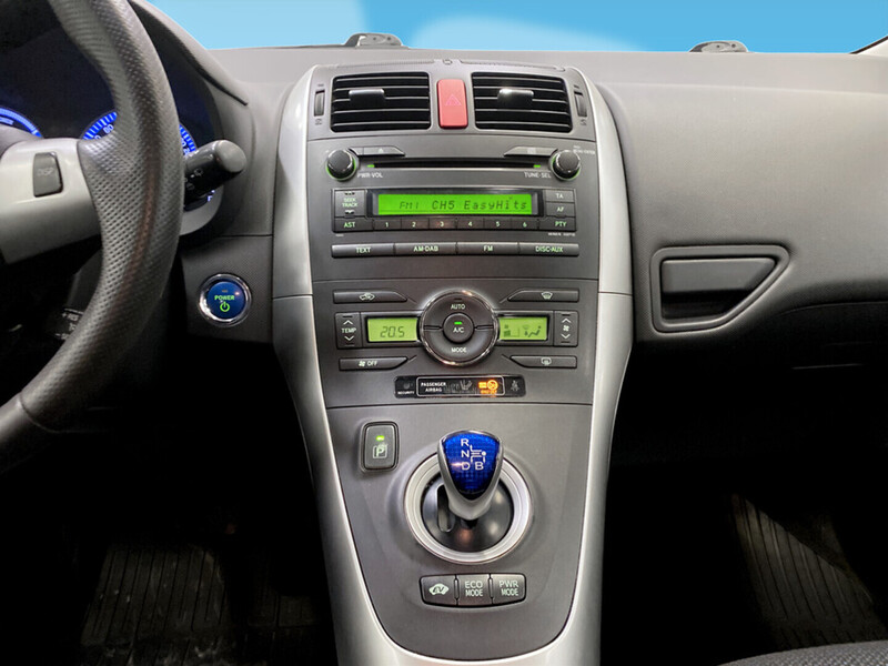 Toyota Auris vaihtoauto