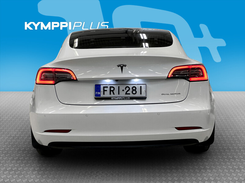 Tesla Model 3 vaihtoauto