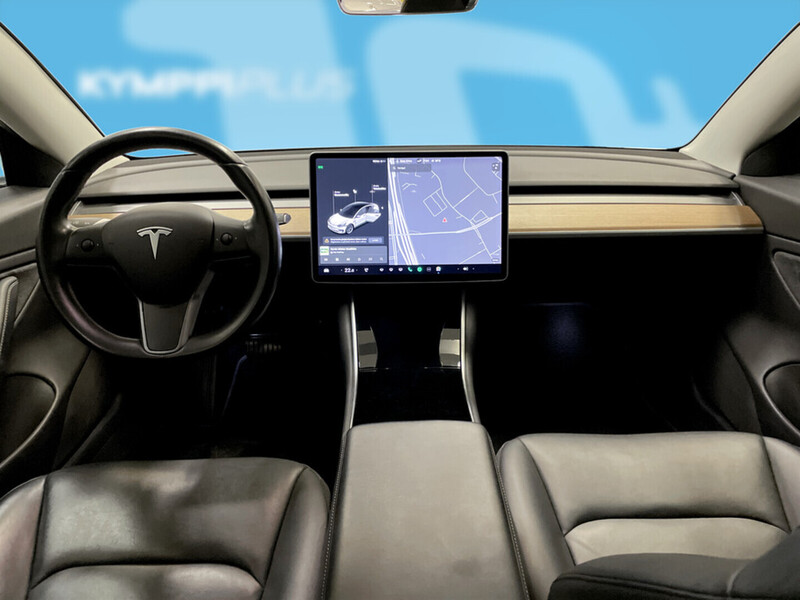 Tesla Model 3 vaihtoauto
