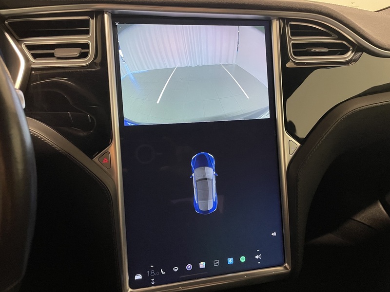 Tesla Model S vaihtoauto