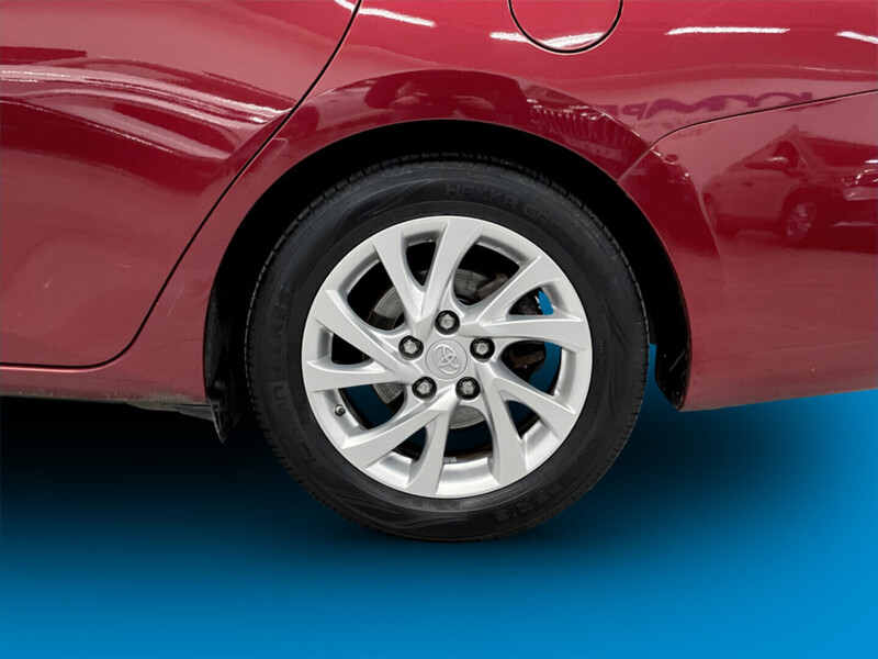 Toyota Auris vaihtoauto