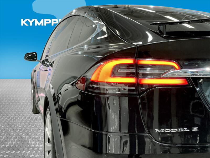 Tesla Model X vaihtoauto