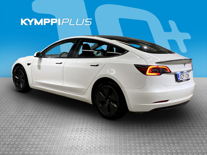 Tesla Model 3 vaihtoauto