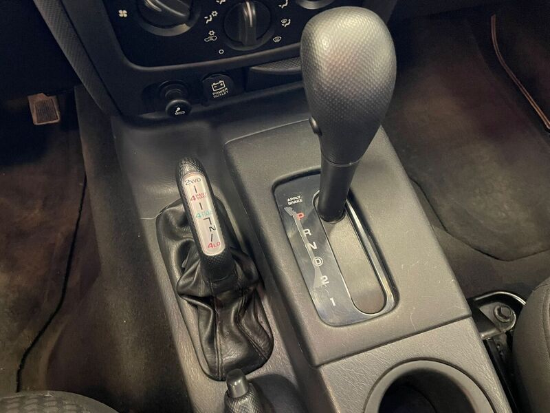 Jeep Cherokee vaihtoauto