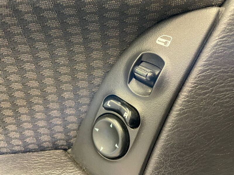 Jeep Cherokee vaihtoauto