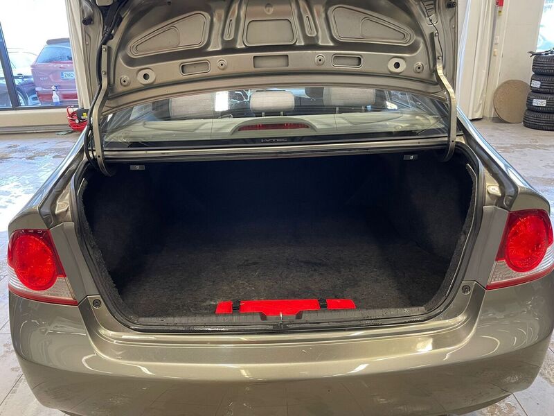 Honda Civic vaihtoauto