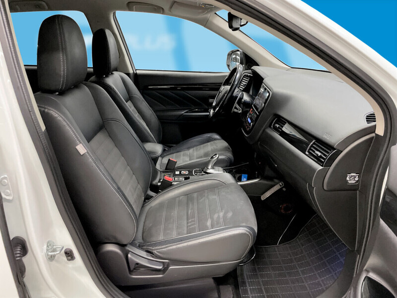 Mitsubishi Outlander PHEV vaihtoauto