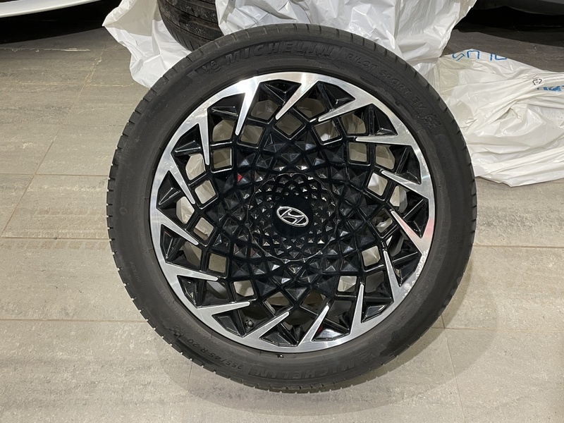 Hyundai IONIQ 5 vaihtoauto