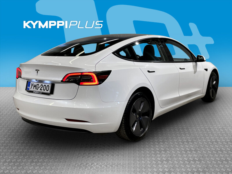 Tesla Model 3 vaihtoauto