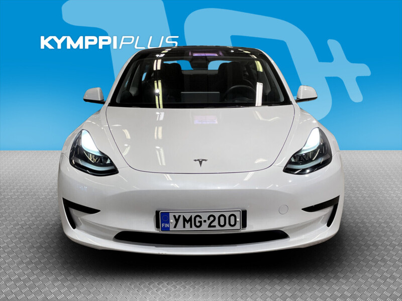 Tesla Model 3 vaihtoauto