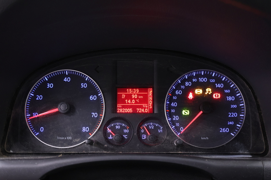 Volkswagen Touran vaihtoauto