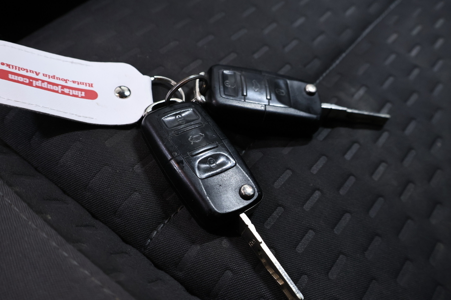 Volkswagen Touran vaihtoauto