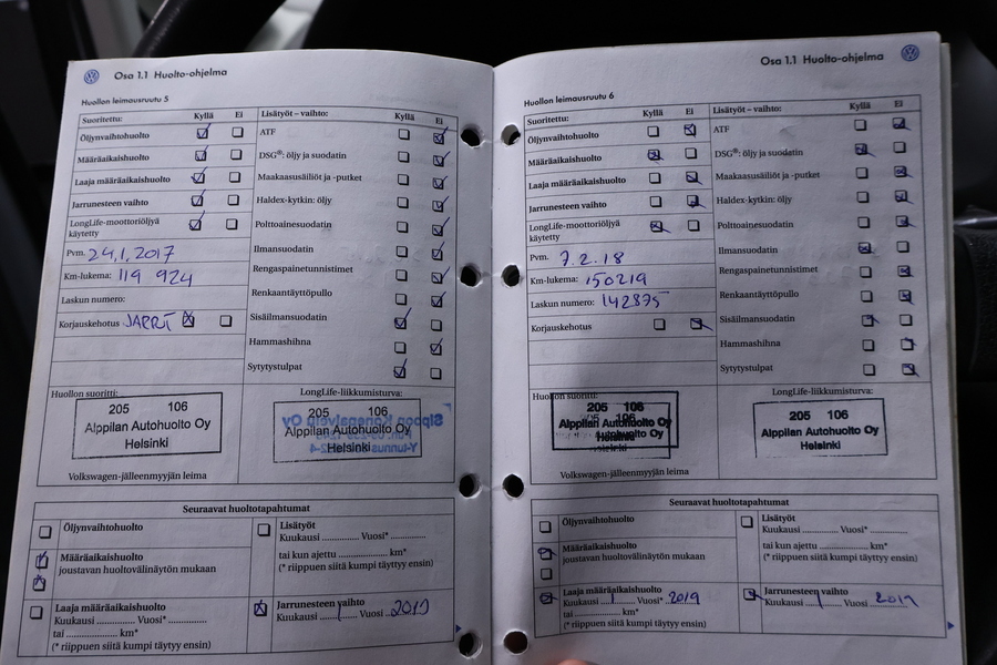 Volkswagen Touran vaihtoauto