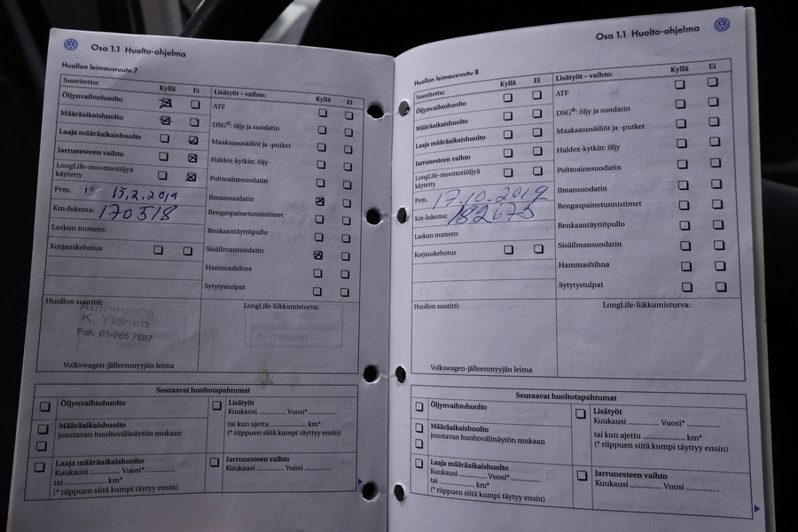 Volkswagen Touran vaihtoauto