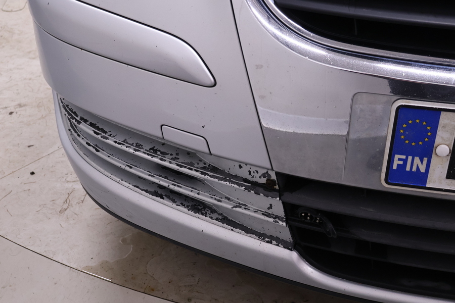 Volkswagen Touran vaihtoauto