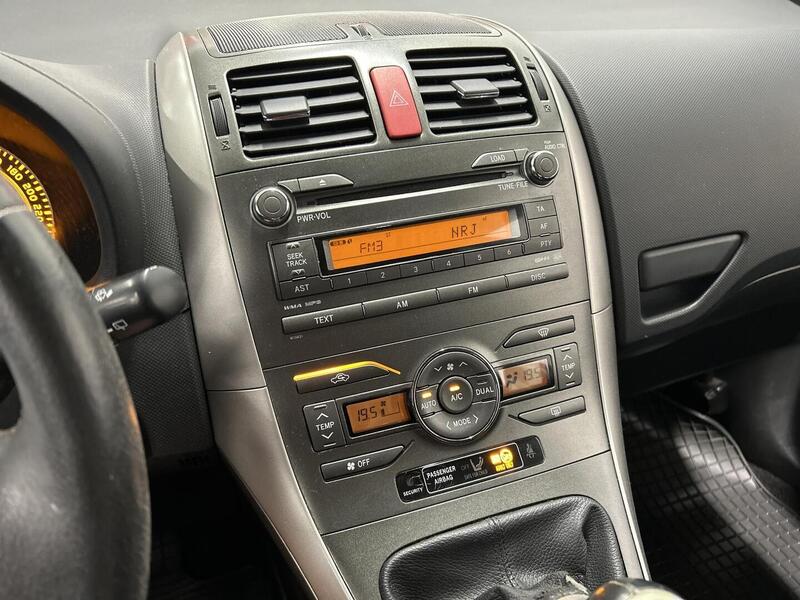Toyota Auris vaihtoauto