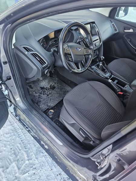 Ford Focus vaihtoauto