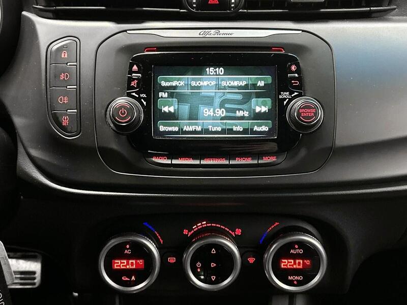 Alfa Romeo Giulietta vaihtoauto