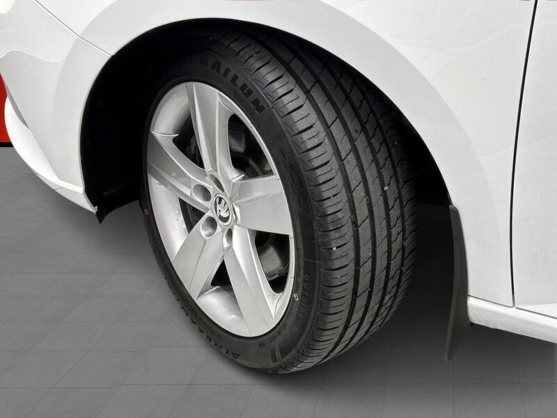 Skoda Fabia vaihtoauto