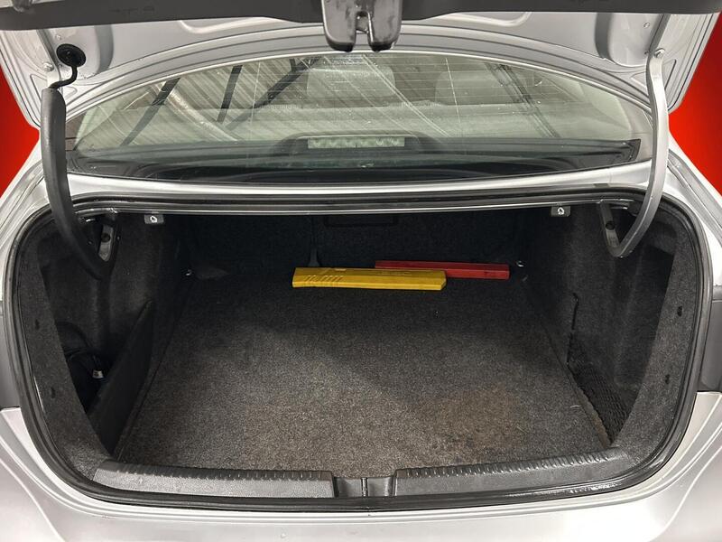 Volkswagen Jetta vaihtoauto