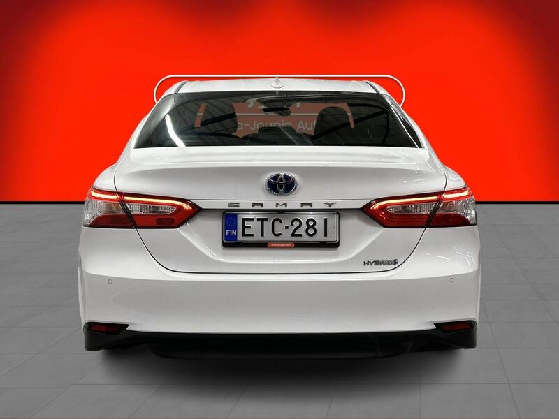 Toyota Camry vaihtoauto