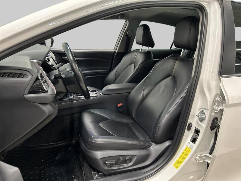 Toyota Camry vaihtoauto