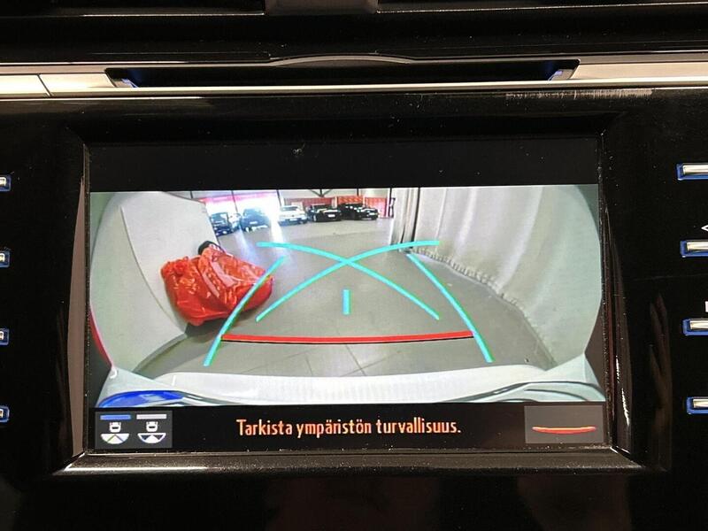 Toyota Camry vaihtoauto