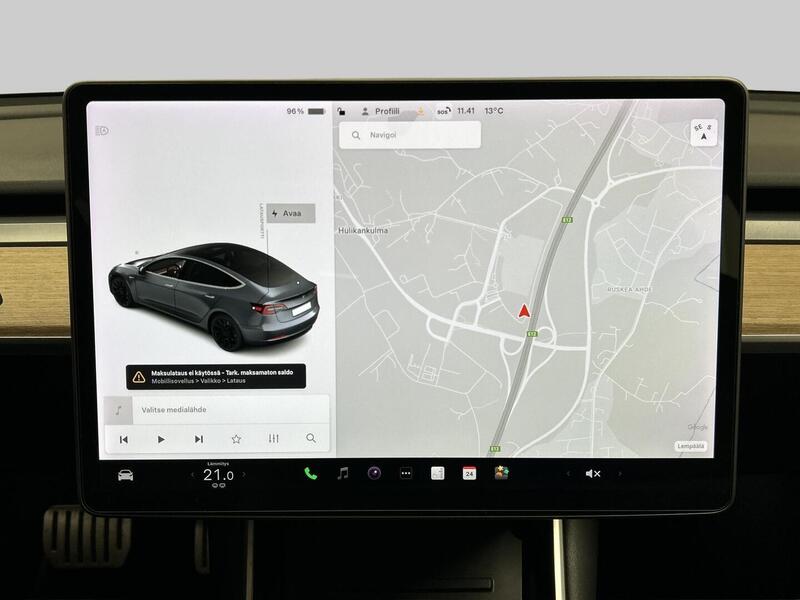 Tesla Model 3 vaihtoauto