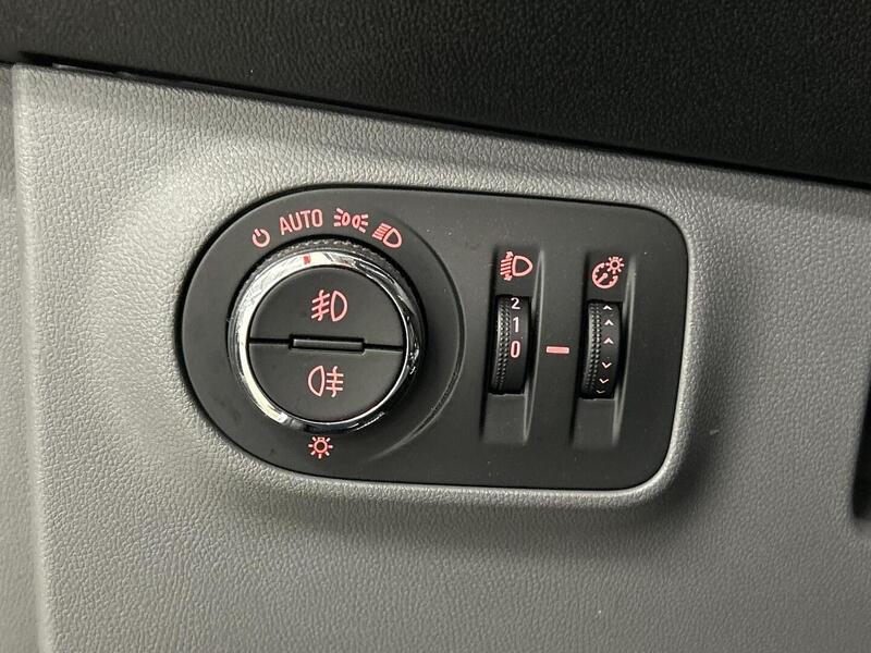 Opel Corsa vaihtoauto