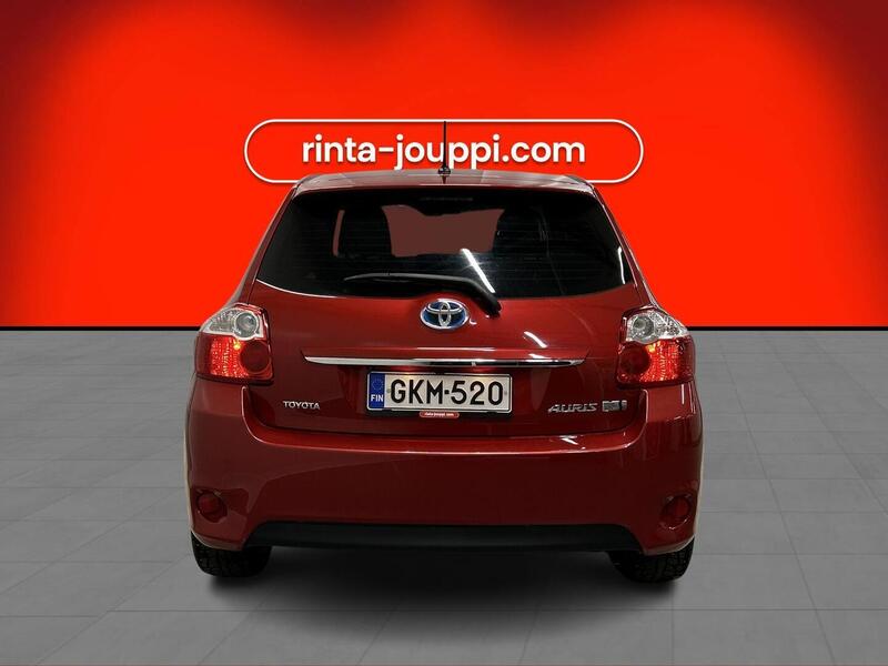 Toyota Auris vaihtoauto