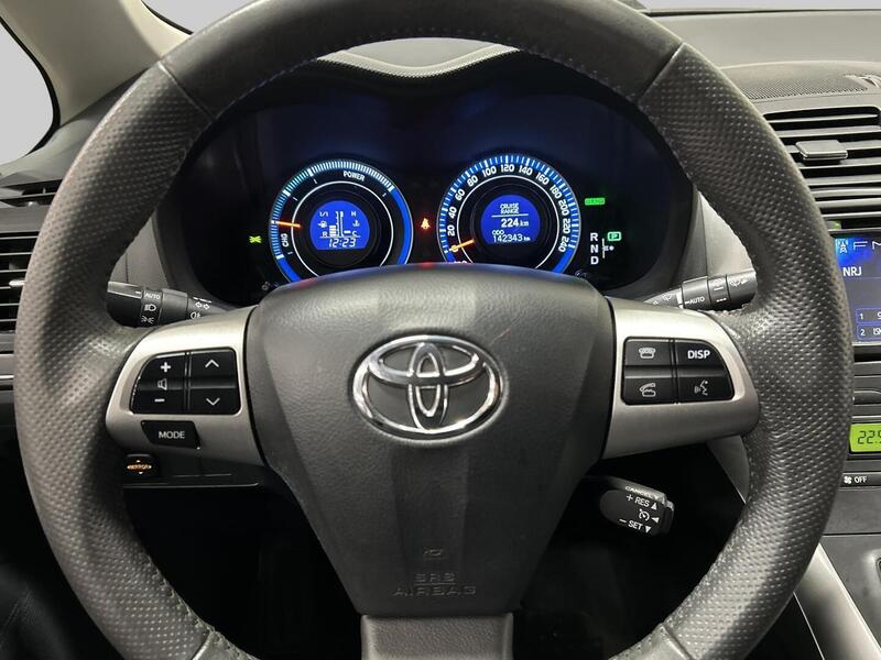 Toyota Auris vaihtoauto