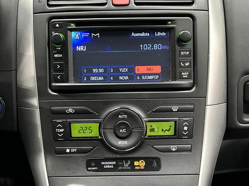 Toyota Auris vaihtoauto