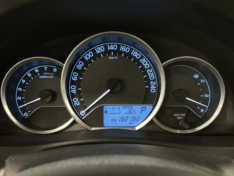 Toyota Auris vaihtoauto