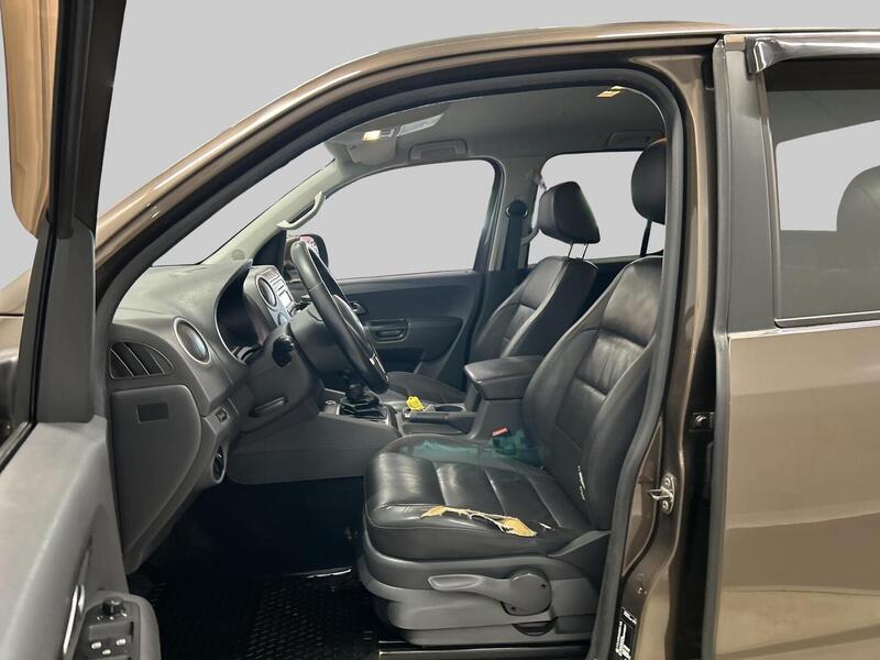 Volkswagen Amarok vaihtoauto