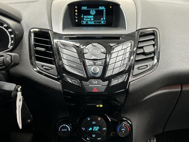 Ford Fiesta vaihtoauto