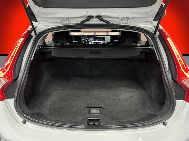 Volvo V60 vaihtoauto