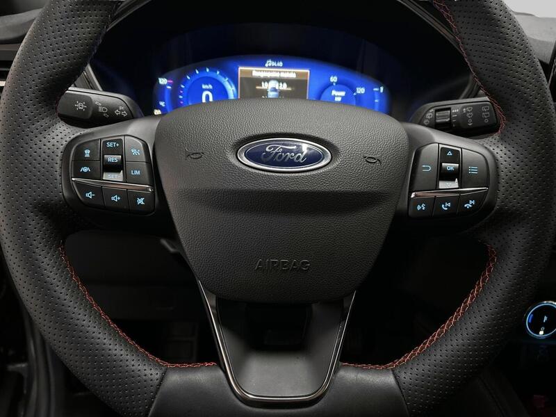 Ford Kuga vaihtoauto